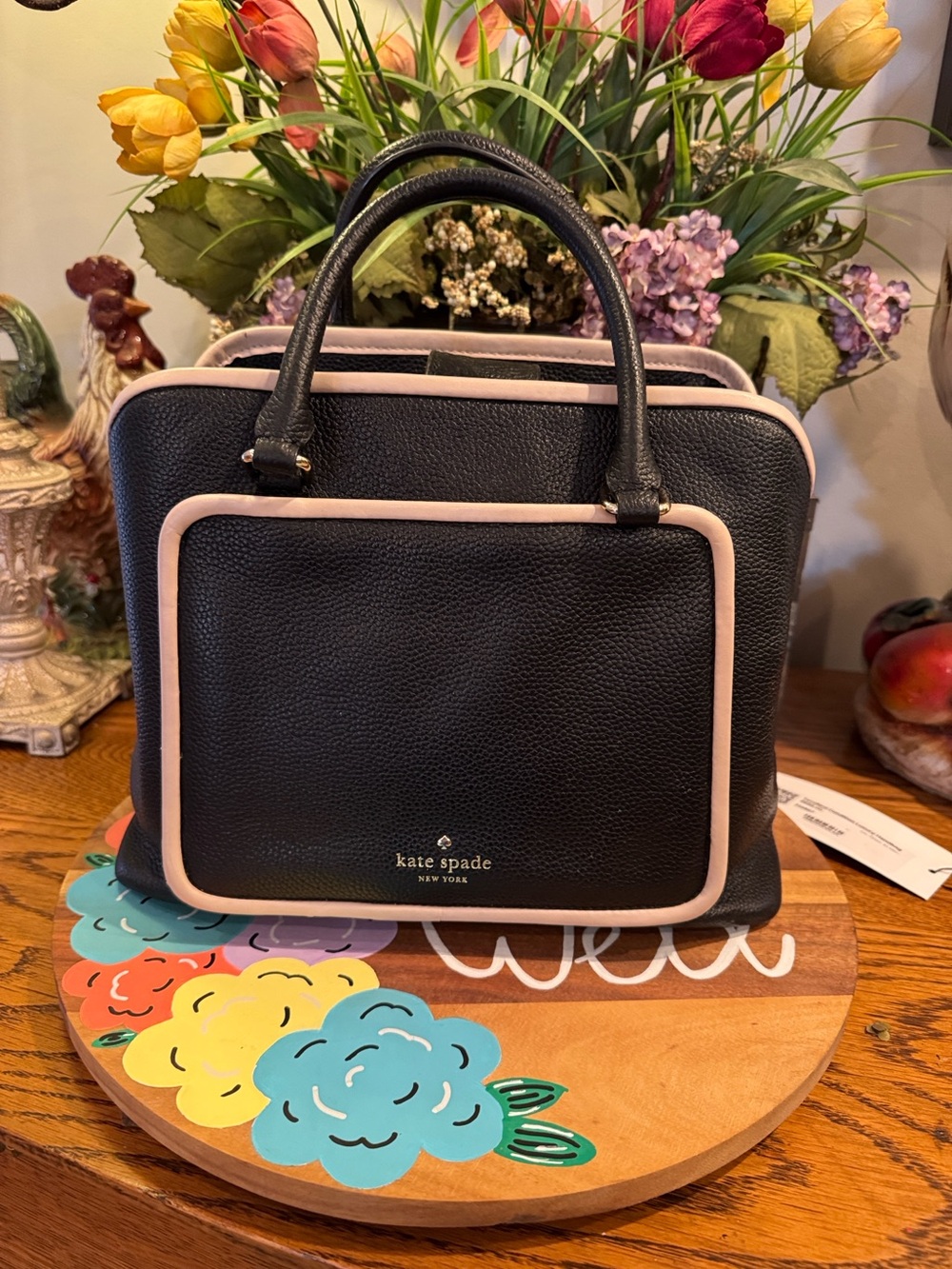 Kate Spade ♠️ Evangelie Ward
Place Black & Pink - EUC